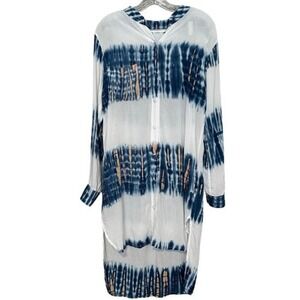 Le Salty Label Womens Tie Dye Shirt Hi Low Size Small Blue White Button‎ up